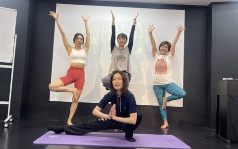 9/24（水） 【梅田】ヨガレッスン（呼吸クラス）