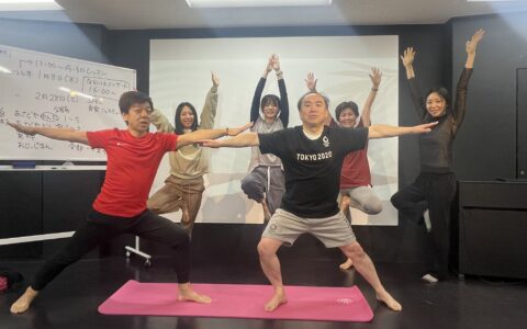 11/25(火) 【梅田】ヨガレッスン(初心者クラス)