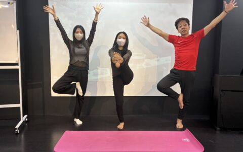 4/8（水） 【梅田】ヨガレッスン（呼吸クラス）