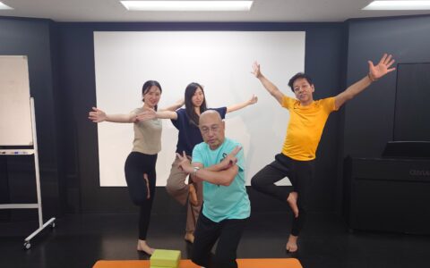 9/30（水） 【梅田】ヨガレッスン（呼吸クラス）